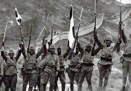 The rivalry between Japanese bayonets and Americans in World War II