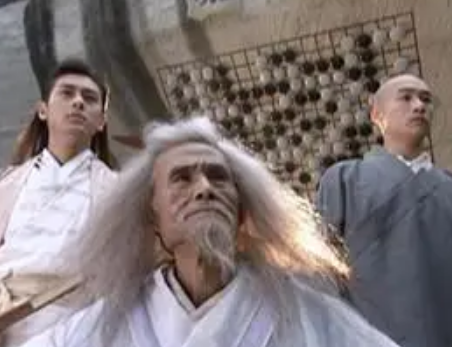 Why did Wuyazi, who had profound internal power, lose to Ding Chunqiu?