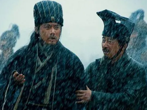 诸葛亮北伐缺粮之谜：战略布局与资源调配的困境
