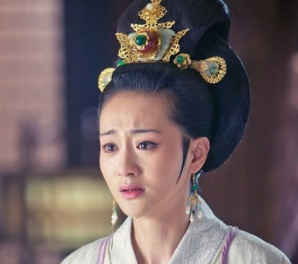 赵匡胤陈桥兵变后，对符太后的仁慈处理