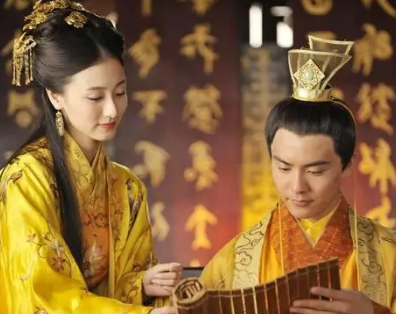 女生与历史：一种误解的解析