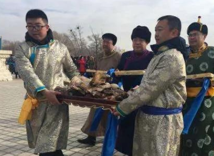 历史悠久的蒙古族丧葬文化，发展历程是什么样的？