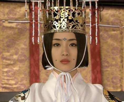 日本历史上的三位著名女天皇
