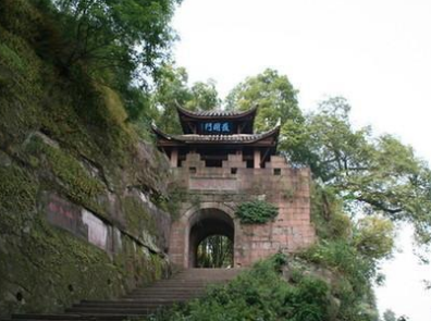 钓鱼城有多重要？蒙哥为何一定要打下钓鱼城？