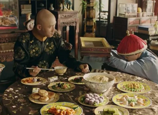 清朝的御膳水平如何？清朝皇帝每天吃什么？
