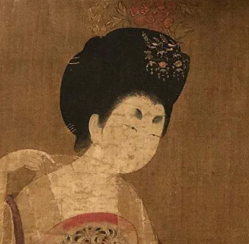 古代假发的由来：一种时尚与权力的象征