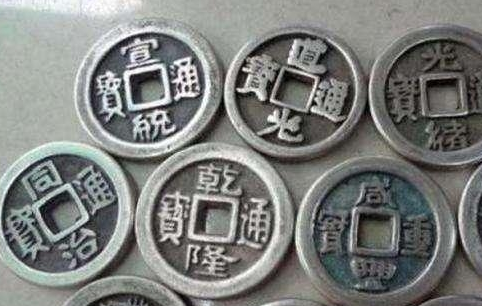 古代货币之谜：弃纸币而选铜钱的原因是什么?