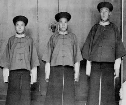 皇权与忠诚：皇帝养太监的历史剖析