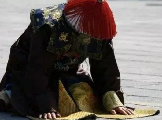 清朝时期的“包衣出身”：一种特殊身份的象征