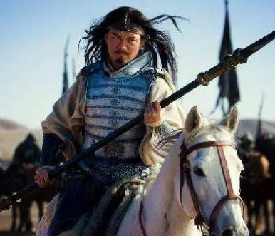 古代将军披风之谜：耍帅还是实用?