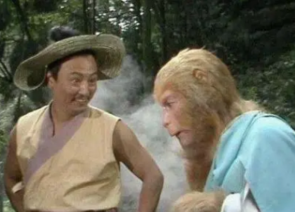 樵夫的秘密：他手里拿的是什么？真正的身份是什么？