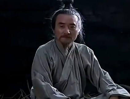 诸葛亮巧妙手段，清除李严的托孤大臣身份