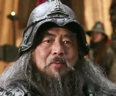 吕布败给李傕郭汜：董卓之死与权力真空的诱惑