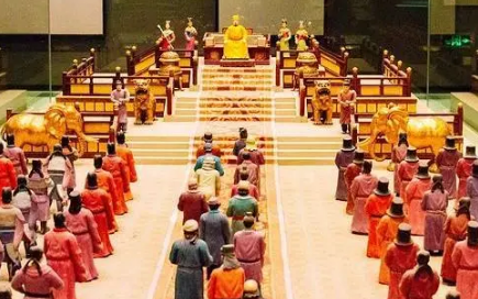 古代朝廷中的迟到官员：惩罚与教训