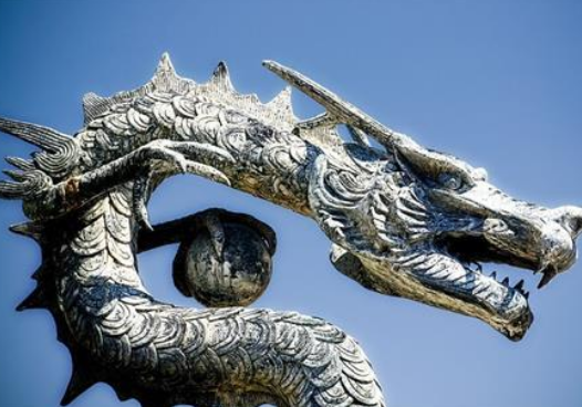 揭秘古代皇帝出生的种种异象：真实还是虚构？