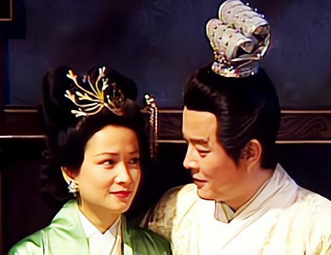 周瑜早逝，小乔如何独自走过风华岁月？