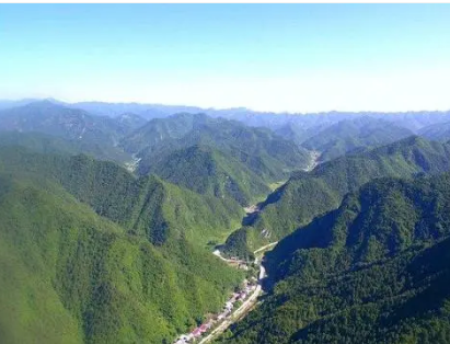 秦岭：中国龙脉的神秘起源与独特魅力