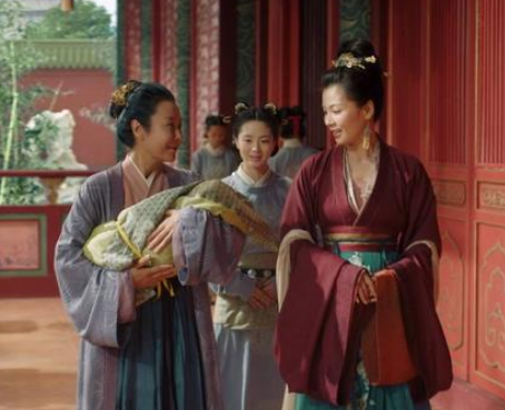 古代大户人家的奶娘文化：育儿之道与社会地位