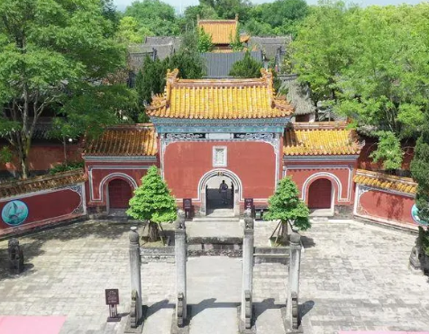 关羽三座墓之谜：历史真相与下葬地点探讨