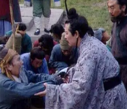 刘备携民渡江的生死逃亡，故事是什么样的？