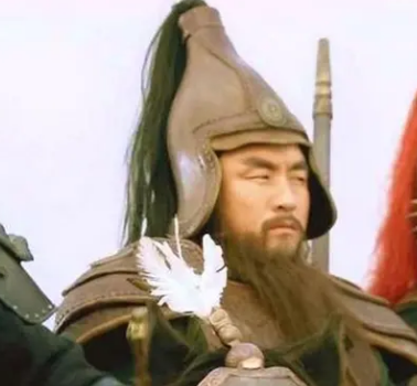 关胜在林冲前面是因为什么?揭秘水浒传中的英雄排名