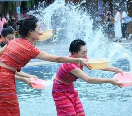 泼水节的起源与传承，背后有什么故事存在？