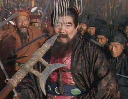 董卓与袁术的权力游戏：称帝的胆识与势力的较量