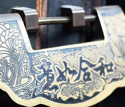 古代锁头真的一捅就开吗？揭秘古代锁具的神奇之处