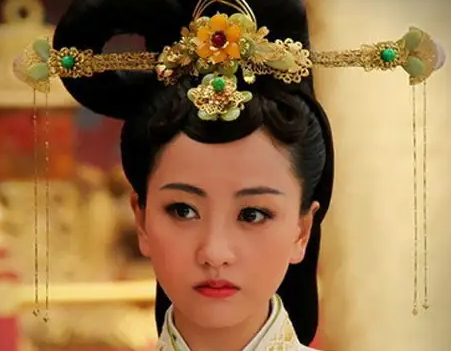 萧唤云是谁？被赞誉为“萧观音”是因为什么？