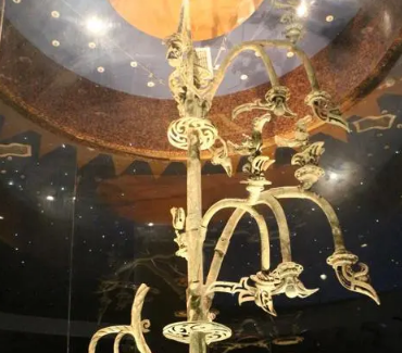 三星堆青铜神树：禁止展览的背后故事