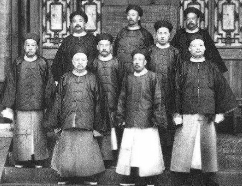 清朝九知府：权力与地位的体现