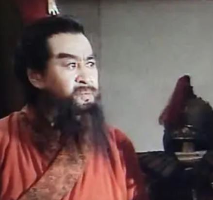 如果孙策不死，袁绍与曹操的天下之争会如何演变？