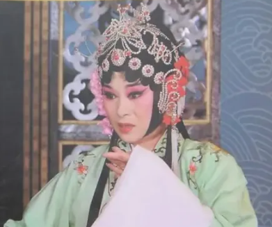 黄梅戏的瑰宝：天仙配