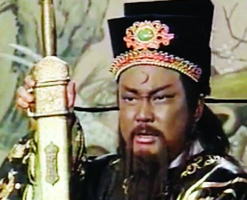 尚方宝剑：皇权的象征与权力的利剑