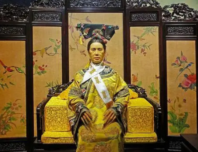 清朝慈禧太后西逃背后的奢靡之谜