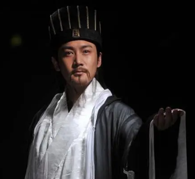 诸葛亮与周瑜：智勇之争，谁更厉害?