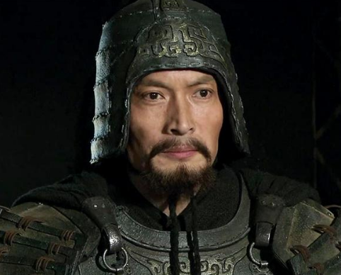 解析三国名将徐晃的武器选择：斧还是刀？