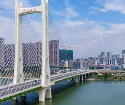 潮州大桥：广东省的交通枢纽