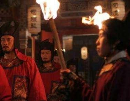古代大臣被抄家后，府中的女性又是怎么处理的？