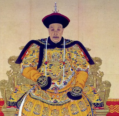 清朝乾隆皇帝最早的女人生下皇长子为什么没有入宫？有什么问题存在？