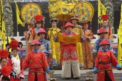 揭秘古代太监宣读圣旨的背后
