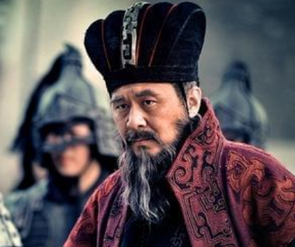 三国历史中，哪些人身在曹营心在汉？
