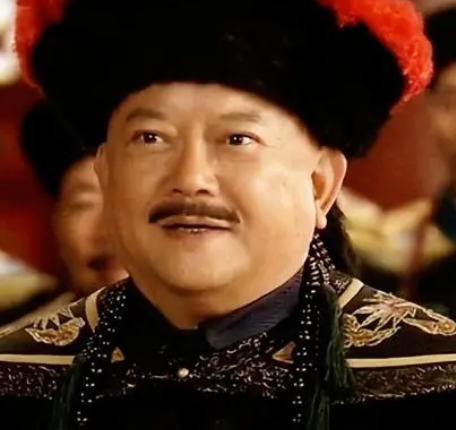 嘉庆帝扳倒和珅的真正目的，出于什么样的原因？