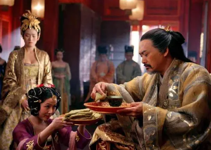 古代女性哺乳现象：奶妈是什么样的地位?