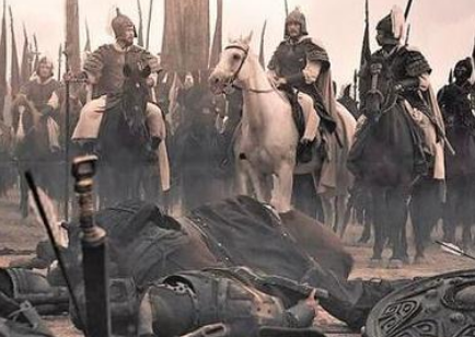 如此强大的秦朝为什么会二世而亡？