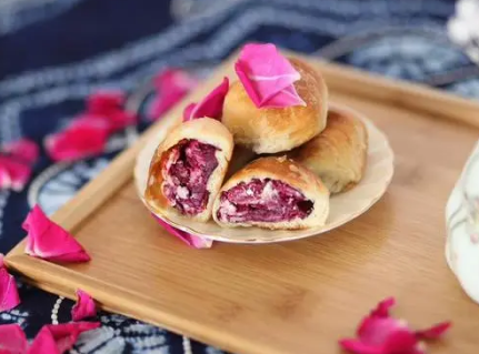 云南鲜花饼：原料的奥秘