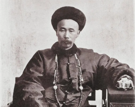 揭秘历史事件：刺杀李鸿章的幕后真相