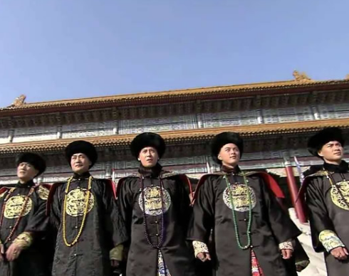 康熙帝的继承者之争：揭秘九子夺嫡的历史真相