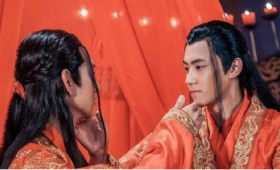 权力与情感的交织：汉成帝废后背后的历史真相