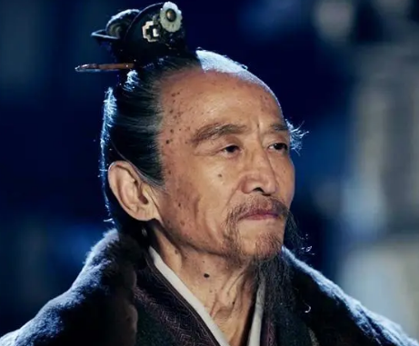 贾诩的智谋在三国谋士中的排名